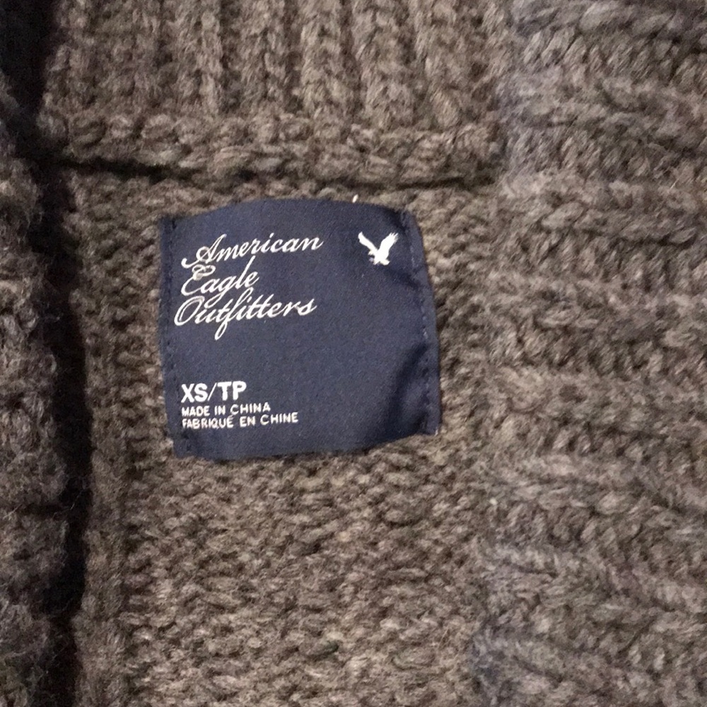 Cardigan - Picture 2 of 4